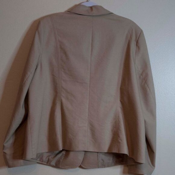 Lane Bryant Tan Womens Blazer Size 26 Cotton Blend Two-Button Closure Profession - Picture 2 of 3